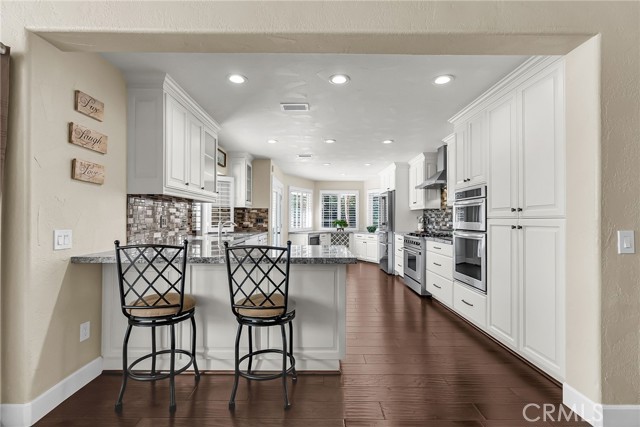 Detail Gallery Image 14 of 74 For 1250 Highridge, Riverside,  CA 92506 - 3 Beds | 3 Baths