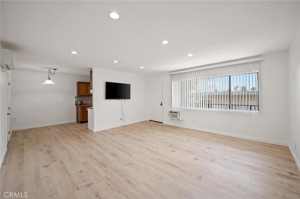 8800 Cedros Avenue #204