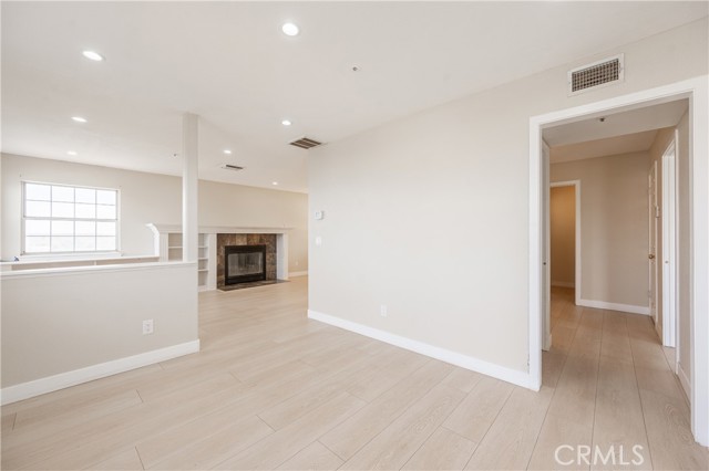 Detail Gallery Image 17 of 61 For 957 Sierra Hills Ln, Palmdale,  CA 93550 - 3 Beds | 2 Baths