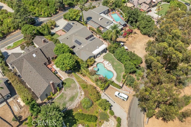 1705 Rossmont Drive, Redlands CA: https://media.crmls.org/medias/40b00433-1d6c-4226-aceb-f4322eaa2ac9.jpg