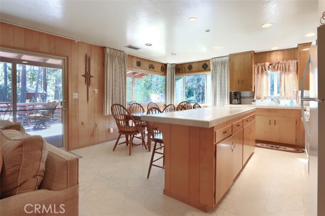 Detail Gallery Image 5 of 41 For 2580 River, Wawona,  CA 95389 - 2 Beds | 2 Baths