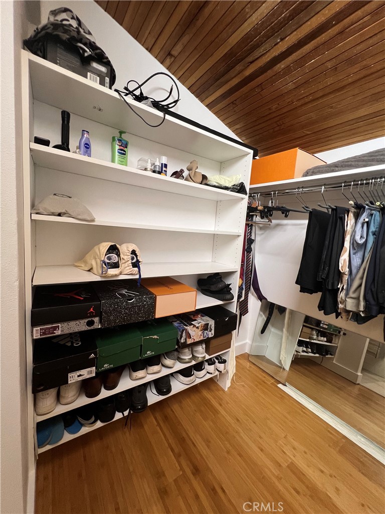 https://media.crmls.org/medias/40b07b30-b752-46fd-ae03-966fc5363be0.jpg?preset=X-Large