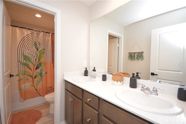 Detail Gallery Image 23 of 30 For 25377 Circle Stone Dr, Menifee,  CA 92586 - 5 Beds | 3/1 Baths