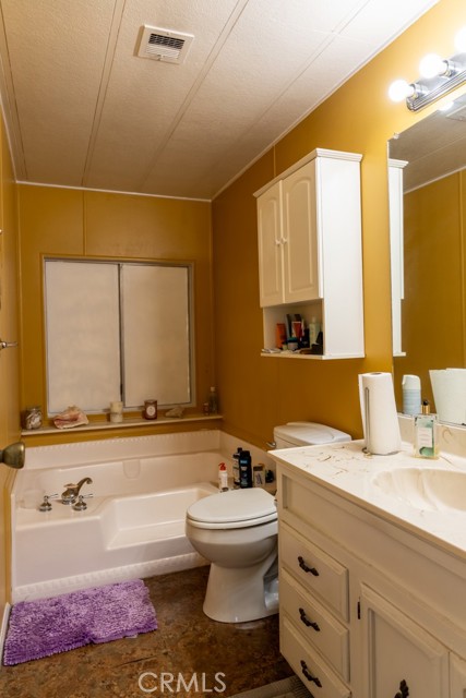 Detail Gallery Image 23 of 28 For 2601 E Victoria #211,  Compton,  CA 90220 - 2 Beds | 2 Baths