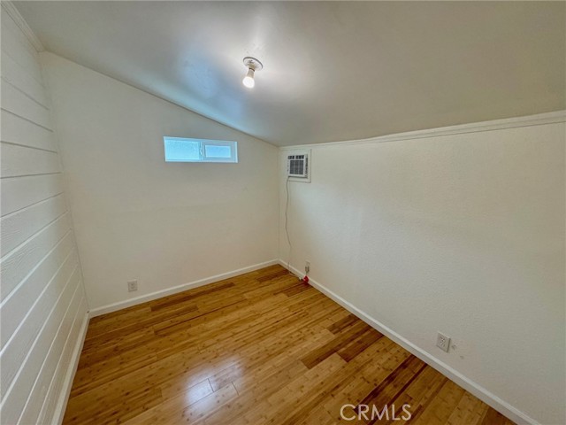 155 S Pennsylvania Avenue, Glendora CA: https://media.crmls.org/medias/40b21fe0-09fc-4e70-bb46-efe7af7d48fb.jpg