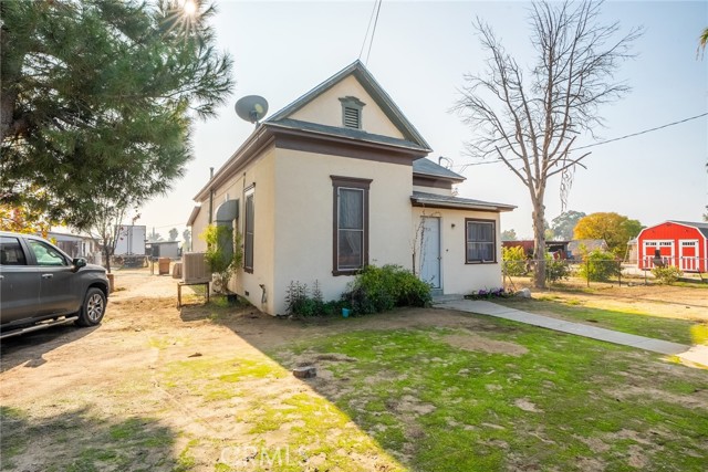 Detail Gallery Image 2 of 30 For 2815 Citrus Ave, Bakersfield,  CA 93307 - 2 Beds | 1/1 Baths