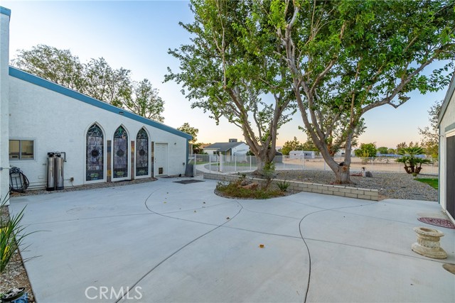 Detail Gallery Image 40 of 73 For 2755 W Avenue N, Palmdale,  CA 93551 - 5 Beds | 3/1 Baths