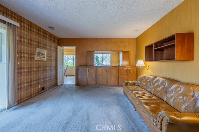 655 Fountain Springs Lane, Glendora CA: https://media.crmls.org/medias/40b2b2c3-27e9-427d-96ed-f9d7499c2bed.jpg