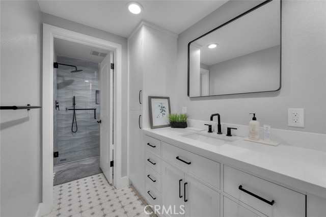 1101 Ysabel Street, Redondo Beach CA: https://media.crmls.org/medias/40b30d50-d52e-4401-941f-30564db99982.jpg