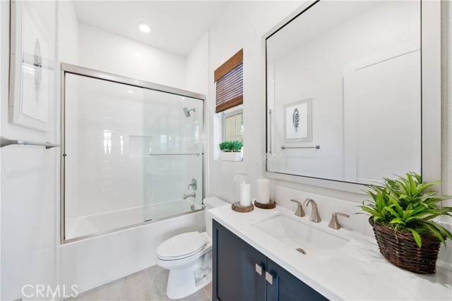 Detail Gallery Image 22 of 53 For 94 Swift, Irvine,  CA 92618 - 4 Beds | 4/1 Baths