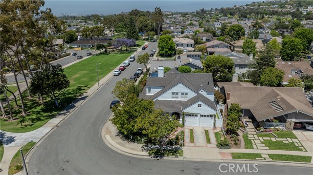 1930 Port Bishop Place, Newport Beach CA: https://media.crmls.org/medias/40b413f4-1dba-43e3-96de-ea1ed6b05477.jpg