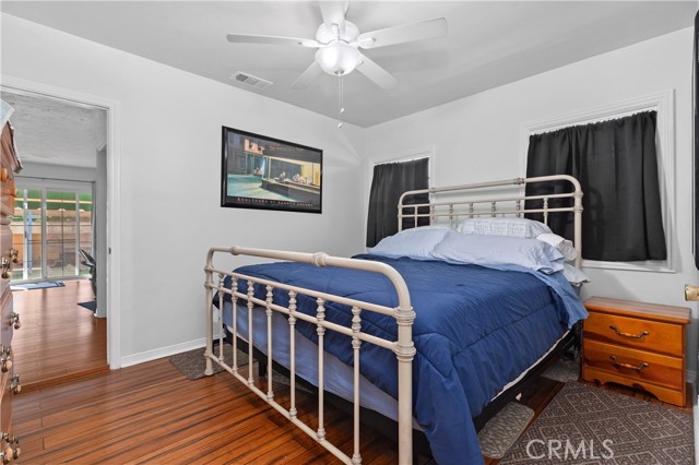 Detail Gallery Image 23 of 36 For 5919 Bellflower Bld, Lakewood,  CA 90713 - 3 Beds | 2 Baths