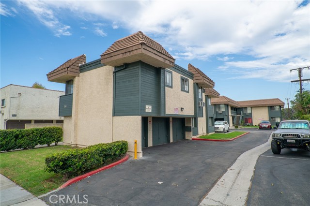 Image 3 of 15 For 7361 Artesia Boulevard