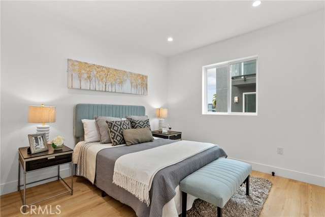 201 S Westlake Ave, Los Angeles CA: https://media.crmls.org/medias/40b55b8c-96b3-4bff-af1c-86bbd3f1bbeb.jpg