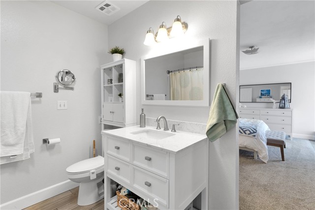 19445 Yanan Road, Apple Valley CA: https://media.crmls.org/medias/40b5b261-5d73-40c3-a32f-347acb85f54d.jpg