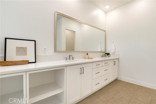 Detail Gallery Image 26 of 38 For 27512 Golden Currant Pl, Valencia,  CA 91381 - 4 Beds | 4 Baths