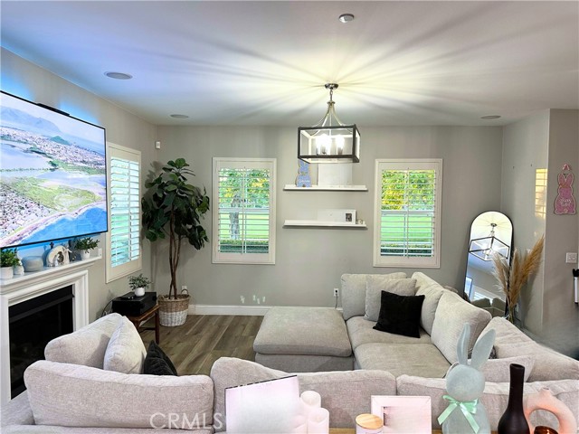 Detail Gallery Image 4 of 28 For 5053 S Heritage Paseo, Ontario,  CA 91762 - 3 Beds | 2/1 Baths