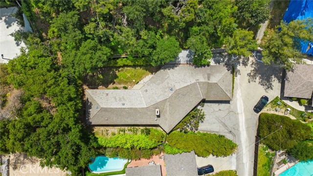 4067 Hayvenhurst Drive, Encino, CA, 91436 4067 Hayvenhurst Drive, Encino, CA, 91436