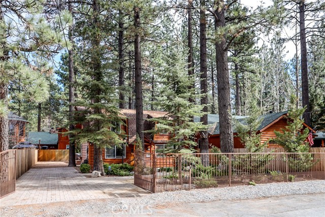 Detail Gallery Image 4 of 32 For 936 Nana, Big Bear City,  CA 92314 - 2 Beds | 1 Baths
