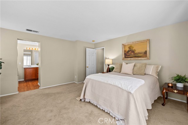 29890 Berkshire photo 20