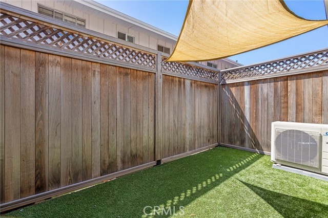 4040 Grand View Blvd, Los Angeles CA: https://media.crmls.org/medias/40b71afc-e1ac-4dd0-b8e1-a285ae2b66a7.jpg