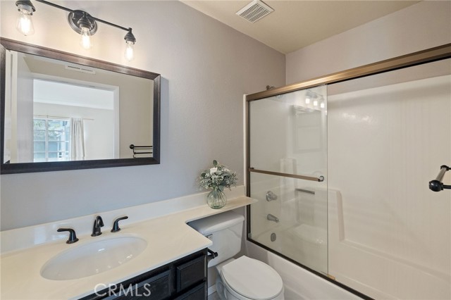 Detail Gallery Image 15 of 18 For 26133 Frampton Ave #E,  Harbor City,  CA 90710 - 2 Beds | 2 Baths