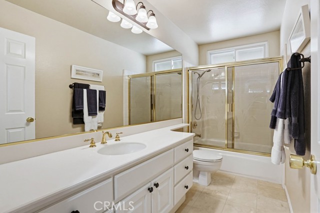 Detail Gallery Image 37 of 73 For 2661 Point Del Mar, Corona Del Mar,  CA 92625 - 4 Beds | 3/1 Baths