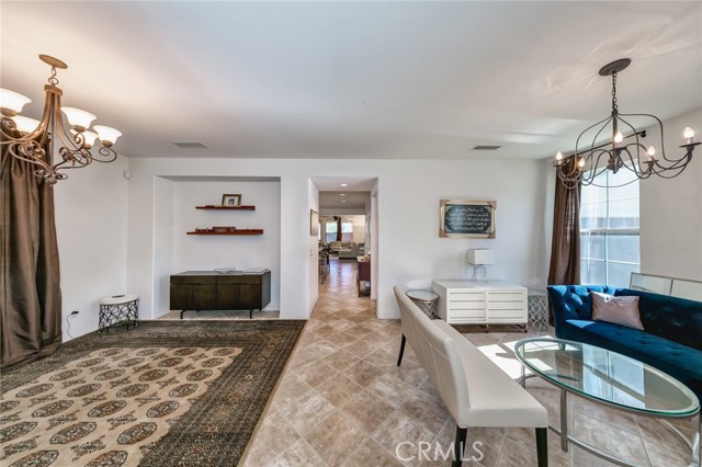 2268 Simon Street, Fullerton CA: https://media.crmls.org/medias/40b8fc4f-38ec-4563-890d-2d39263ee883.jpg