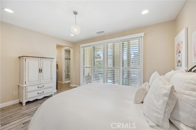 8356 Noelle Drive, Huntington Beach CA: https://media.crmls.org/medias/40b93170-0410-453e-a605-2546bdc54b06.jpg