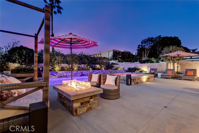 1833 8th Street, Manhattan Beach CA: https://media.crmls.org/medias/40b963bc-148c-4f7a-9cf2-261e8e2c1579.jpg