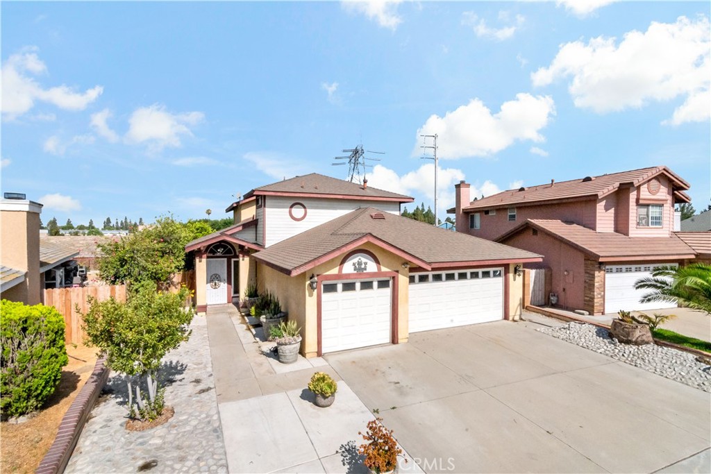 2858 Laureltree Drive