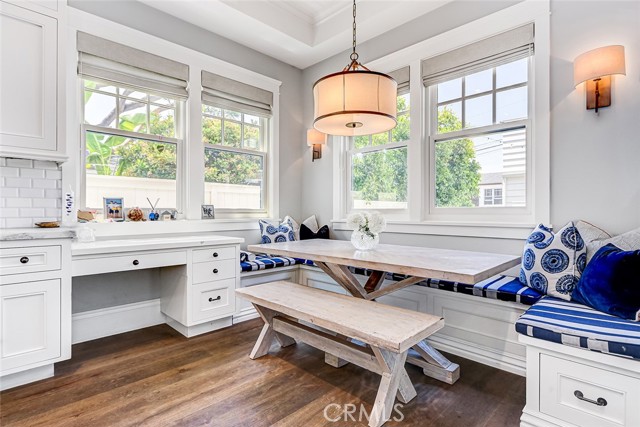 Detail Gallery Image 8 of 35 For 569 33rd, Manhattan Beach,  CA 90266 - 6 Beds | 5/1 Baths