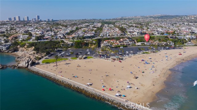 3116 Breakers Drive, Corona del Mar CA: https://media.crmls.org/medias/40baa98a-e605-4acb-a1c8-4c89c382cc7f.jpg