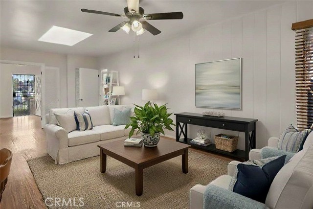 Detail Gallery Image 6 of 32 For 11437 Norlain Ave, Downey,  CA 90241 - 3 Beds | 2 Baths