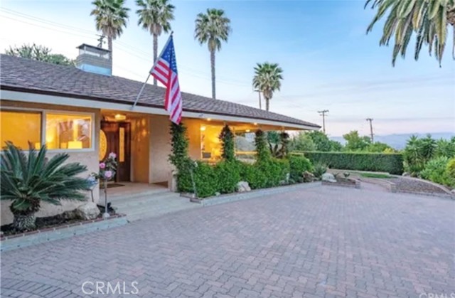 Detail Gallery Image 2 of 28 For 1 Cayuse Ln, Rancho Palos Verdes,  CA 90275 - 3 Beds | 3 Baths