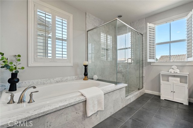 18 Goldenrod, Lake Forest CA: https://media.crmls.org/medias/40bb7e27-7f92-497e-80ea-01bcc1b93c98.jpg