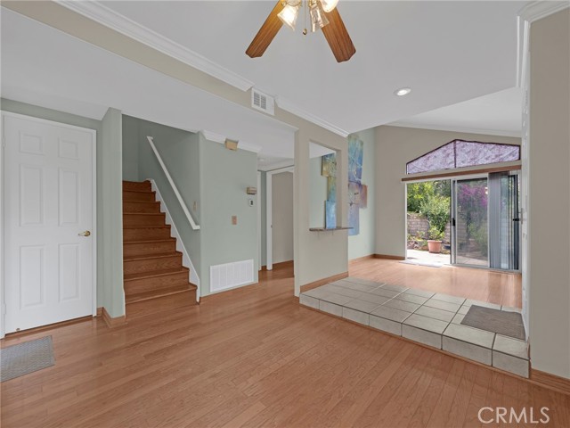 Detail Gallery Image 5 of 39 For 6004 Rothko Ln, Simi Valley,  CA 93063 - 2 Beds | 2 Baths
