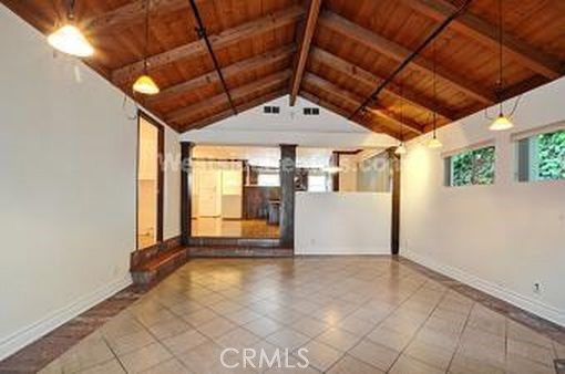 Detail Gallery Image 10 of 20 For 21314 Velicata St, Woodland Hills,  CA 91364 - 3 Beds | 2 Baths