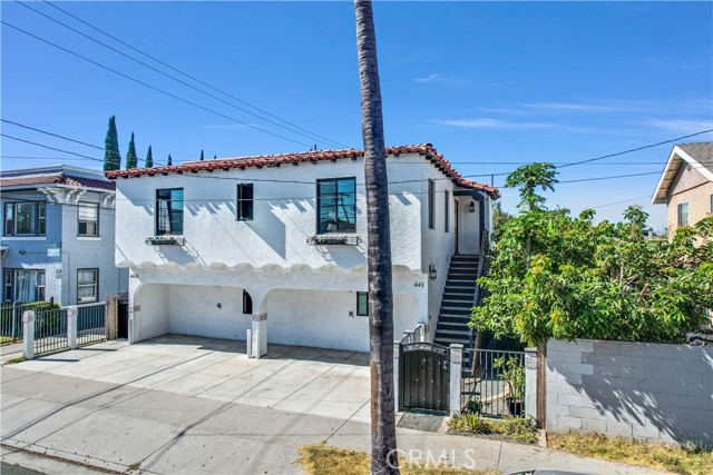 Detail Gallery Image 2 of 40 For 441 E 17th St, Long Beach,  CA 90813 - 4 Beds | 4 Baths