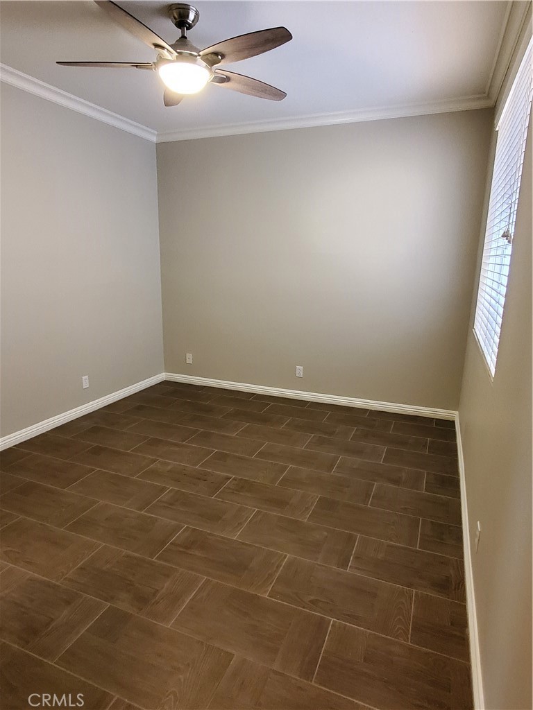 MLS #OC25255377 image #9