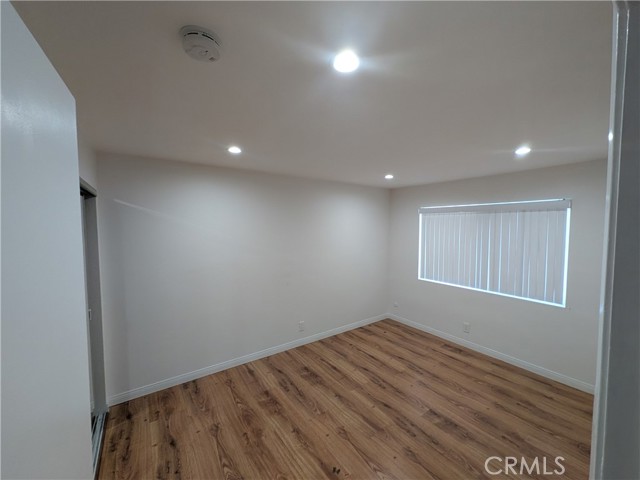 Detail Gallery Image 7 of 9 For 15214 S Raymond Ave #105,  Gardena,  CA 90247 - 2 Beds | 2 Baths