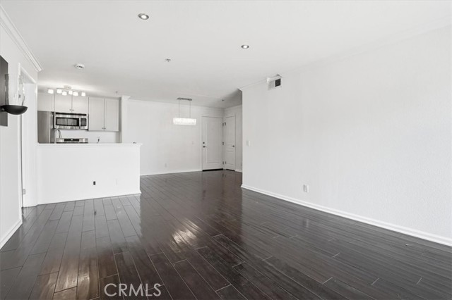 Detail Gallery Image 13 of 44 For 7320 Hawthorn Ave #108,  Los Angeles,  CA 90046 - 2 Beds | 2 Baths
