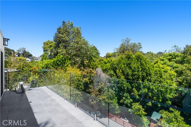 7670 Woodrow Wilson Drive, Los Angeles CA: https://media.crmls.org/medias/40bee1d6-dcaa-4874-94ae-862aac665974.jpg