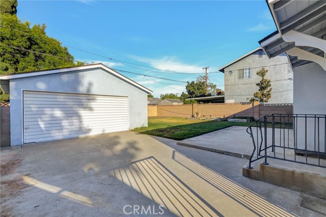 20915 Ely photo 27
