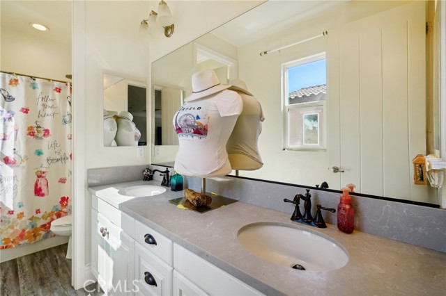 Detail Gallery Image 29 of 58 For 16652 Carrara Ct, Riverside,  CA 92503 - 5 Beds | 4/1 Baths