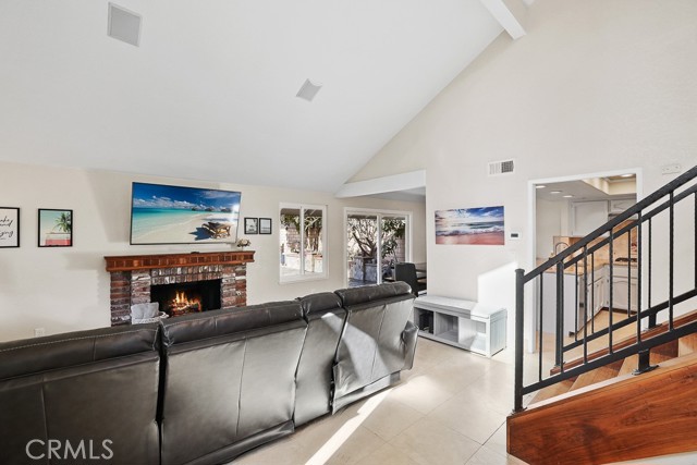 Detail Gallery Image 5 of 36 For 20981 Coastview Ln, Huntington Beach,  CA 92648 - 3 Beds | 2 Baths