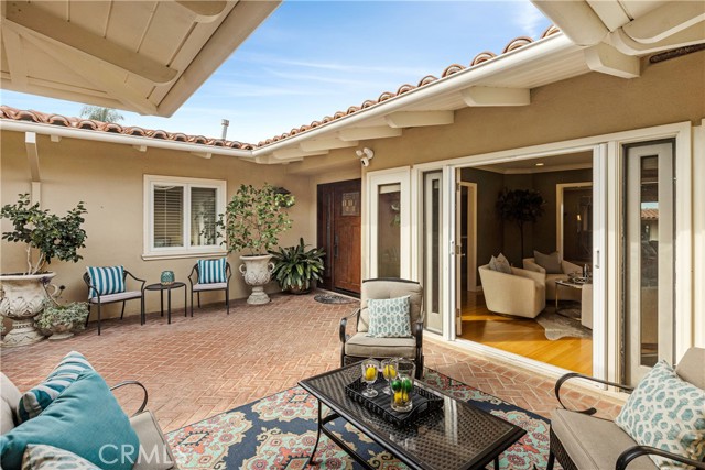 1609 Via Montemar, Palos Verdes Estates, California 90274, 3 Bedrooms Bedrooms, ,Residential,Sold,Via Montemar,SB21199956