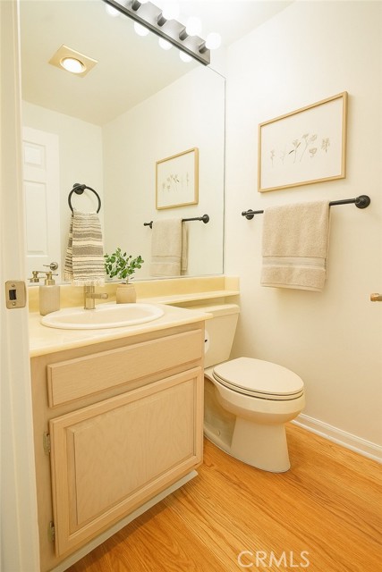 Detail Gallery Image 32 of 35 For 14025 Riverside Dr #3,  Sherman Oaks,  CA 91423 - 3 Beds | 3/1 Baths