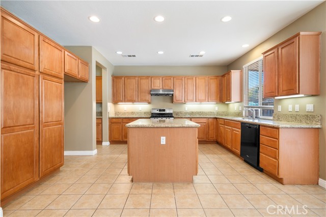 28718 Woodchester Way, Menifee CA: https://media.crmls.org/medias/40bfa8a2-7680-4a20-9da1-8590f60b59aa.jpg