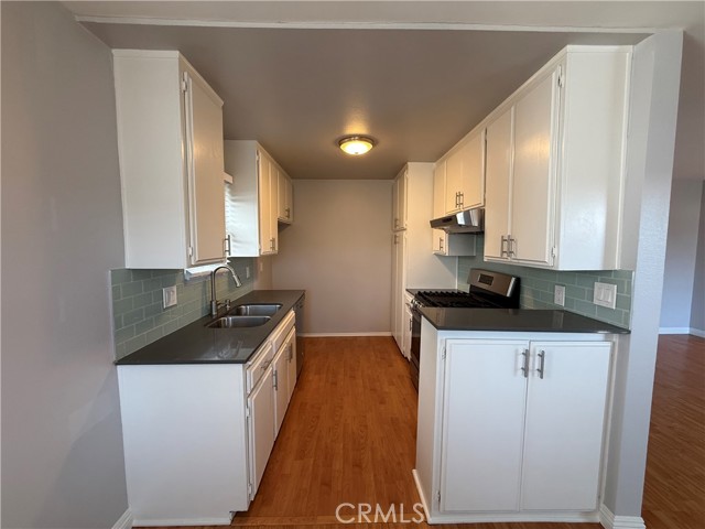 Detail Gallery Image 7 of 21 For 6655 W 86th Pl #106,  Los Angeles,  CA 90045 - 2 Beds | 2 Baths